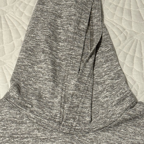 Abercrombie Kids T-Shirt Hoodie | Size 13/14 - Picture 7 of 13